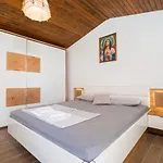 House Jogo Apartment
