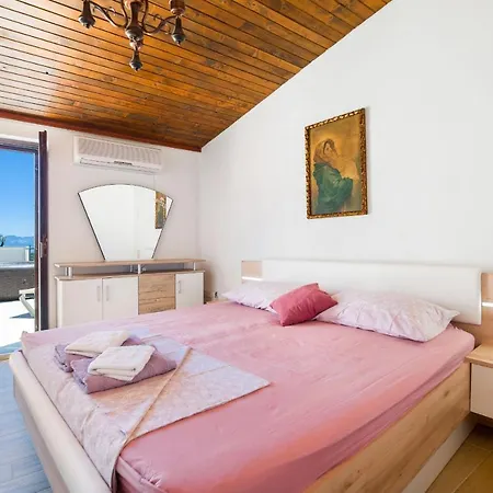 House Jogo Apartment