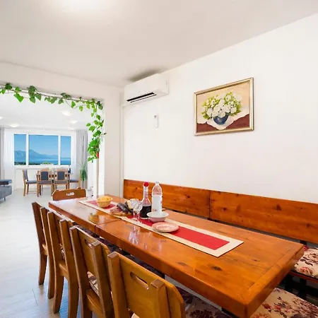 House Jogo Selca (Brac)